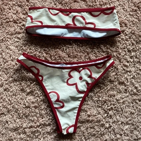 SHEIN Bandeau Bikini - Picture 2 of 3